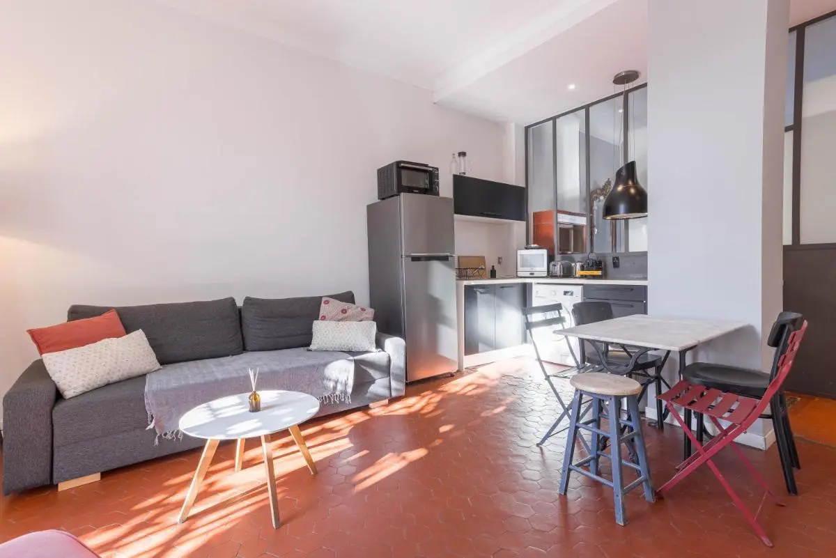 Image 3 of L’Atelier – Jardin, 8mn Palais&Plage, spacieux