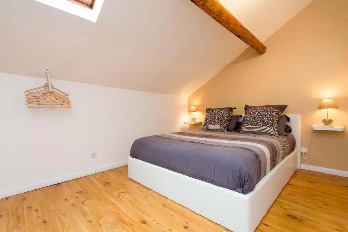 Image 3 of LB Vacation Rentals I Big Loft 107m2, 10min Walk to Palais des Festivals