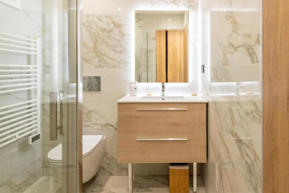 Image 6 of Large studio – 50m Cannes beach – terrace sea view