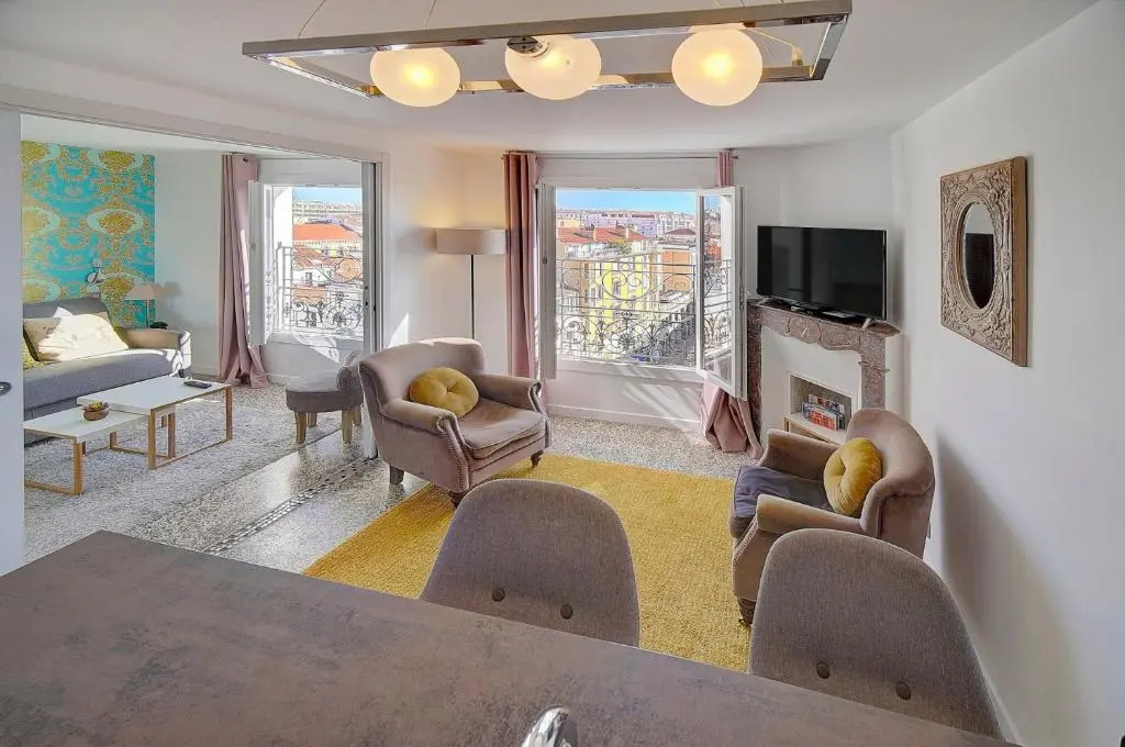 Image of Le Louvre Top Floor