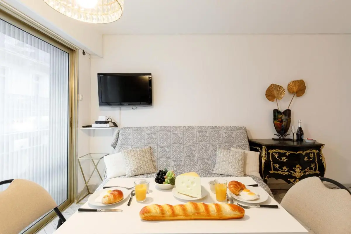 Image 3 of Le Minerve YourHostHelper