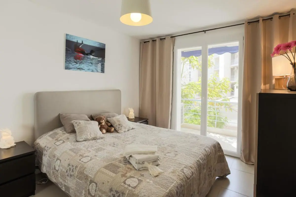 Image 1 of Le Petit Magellan