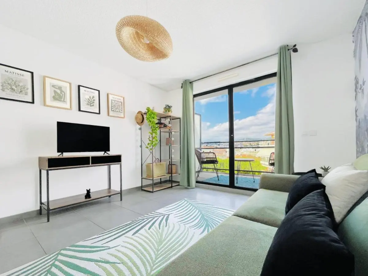 Image 2 of Le Tropic – Terrasse Centre Cannes