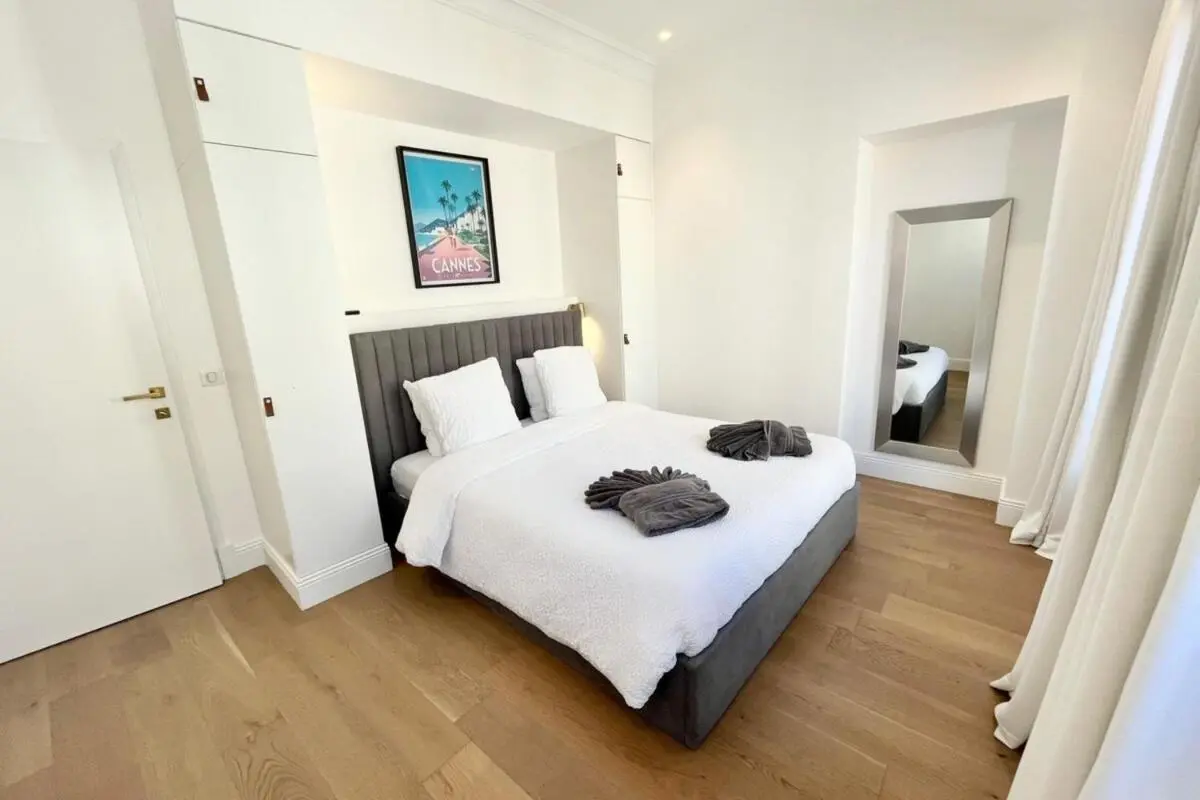 Image 4 of Luxurious 4 bedrooms 1min beaches & 3min Palais