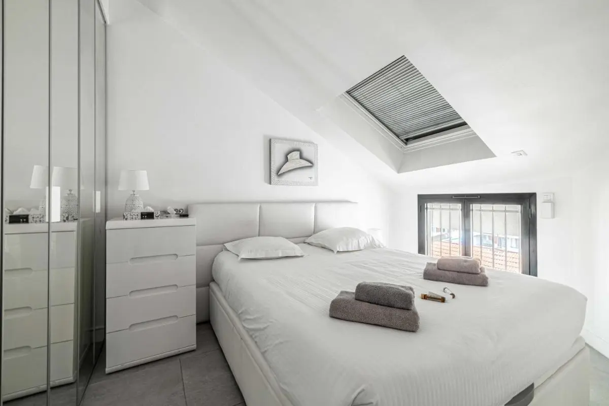 Image 6 of Luxury Penthouse 120 m2 in the heart of Cannes
