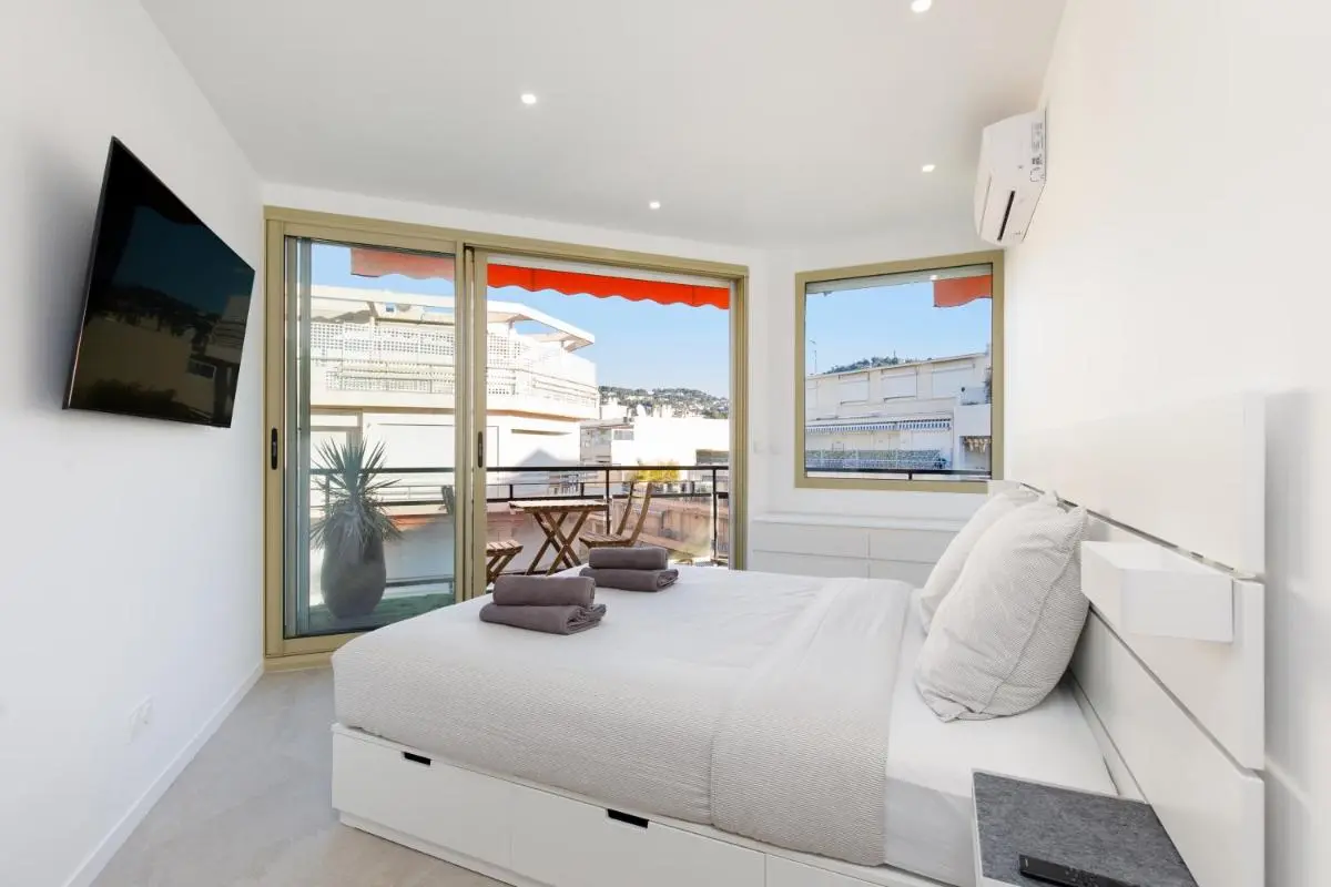 Image 4 of Maubourg Tower – Beach – Clim – Wifi – Festivals