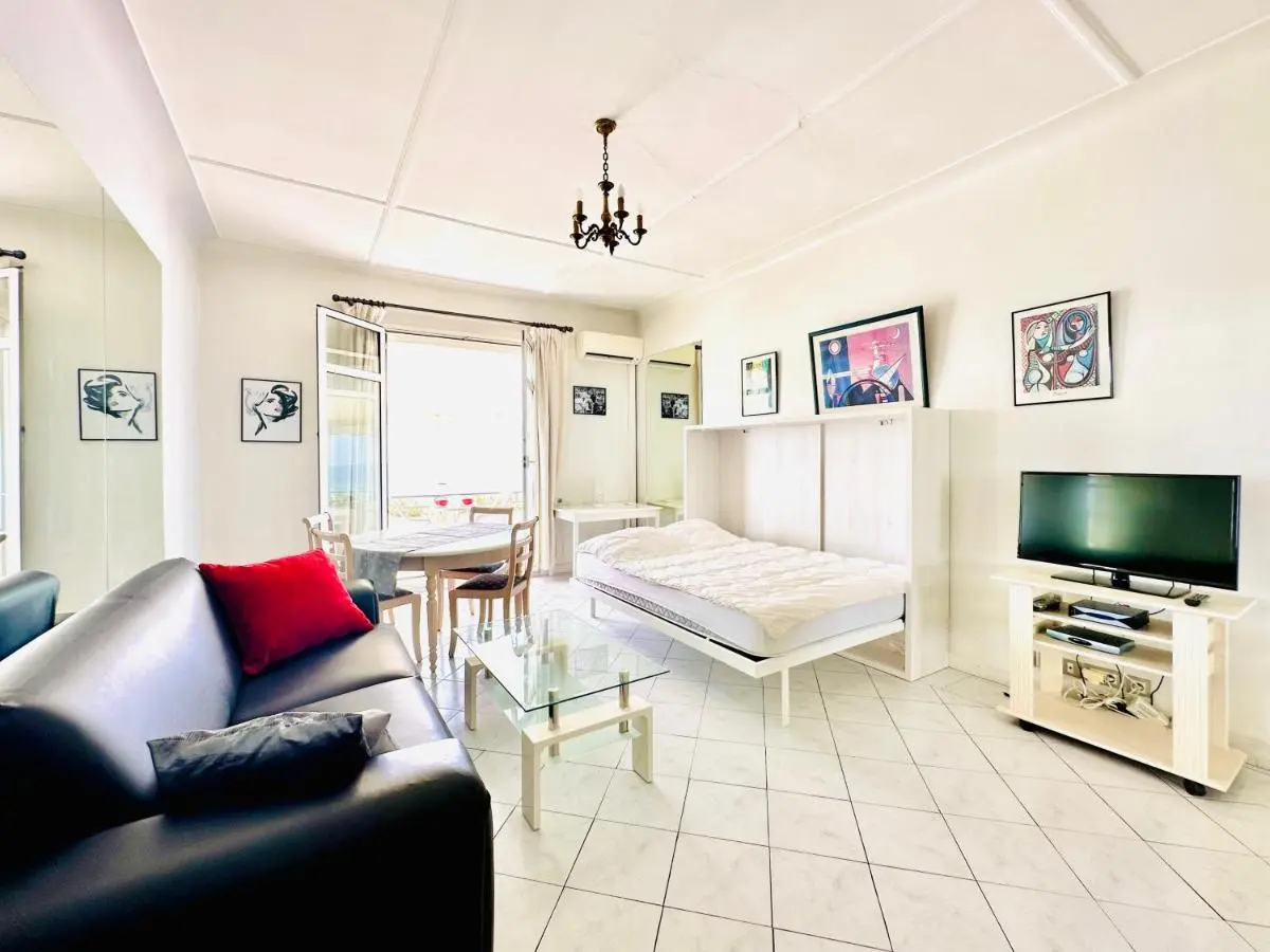 Image 4 of Miramar – Studio Croisette – Vue Mer Panoramique