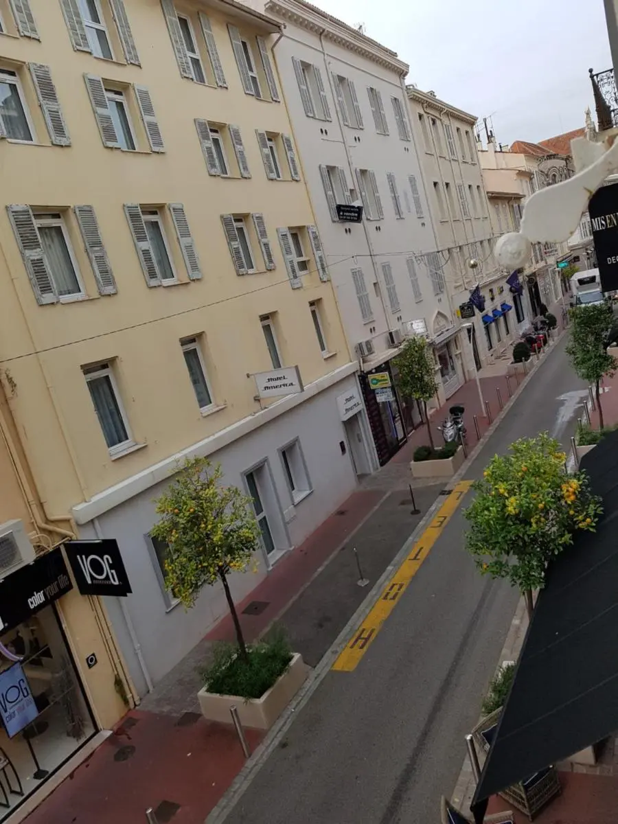 Image 5 of Notre Dame