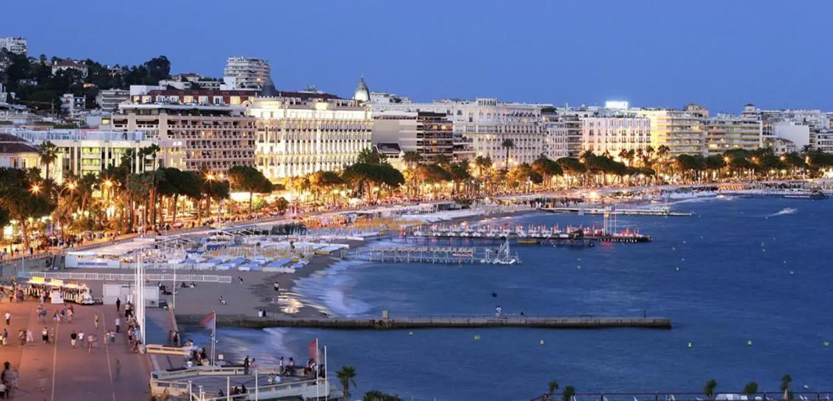 Image 5 of PACA Properties 57A – Studio cosy