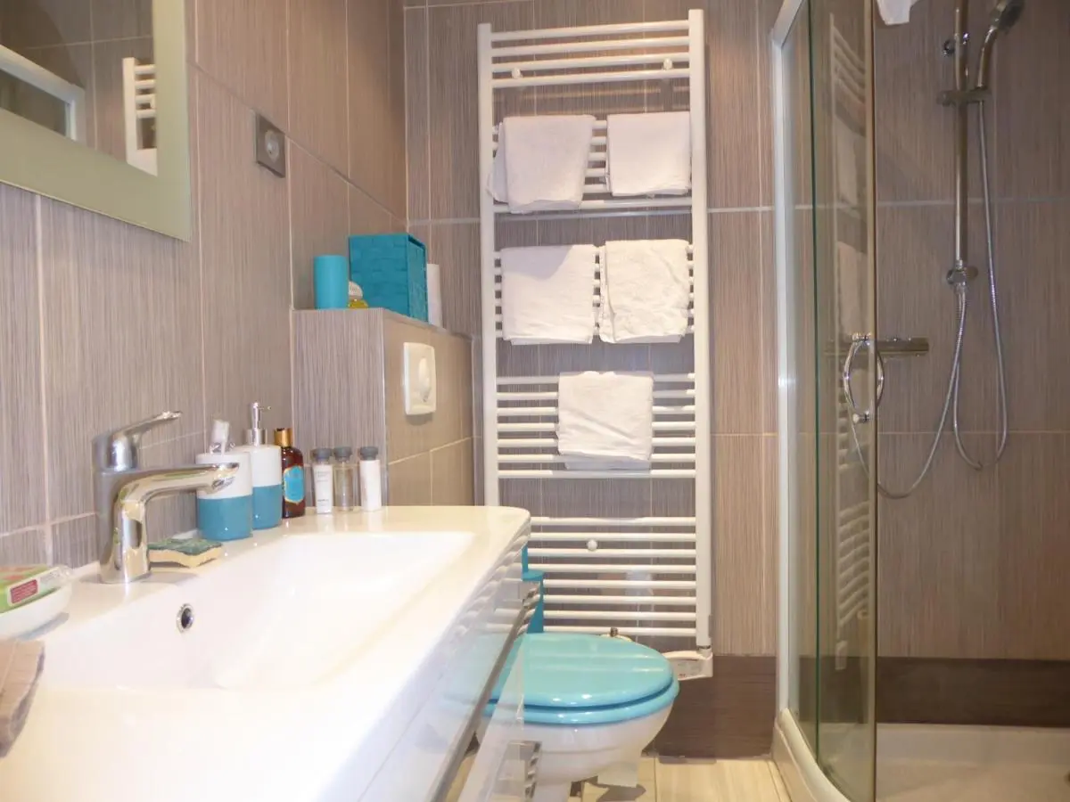 Image 2 of Palais Rouaze