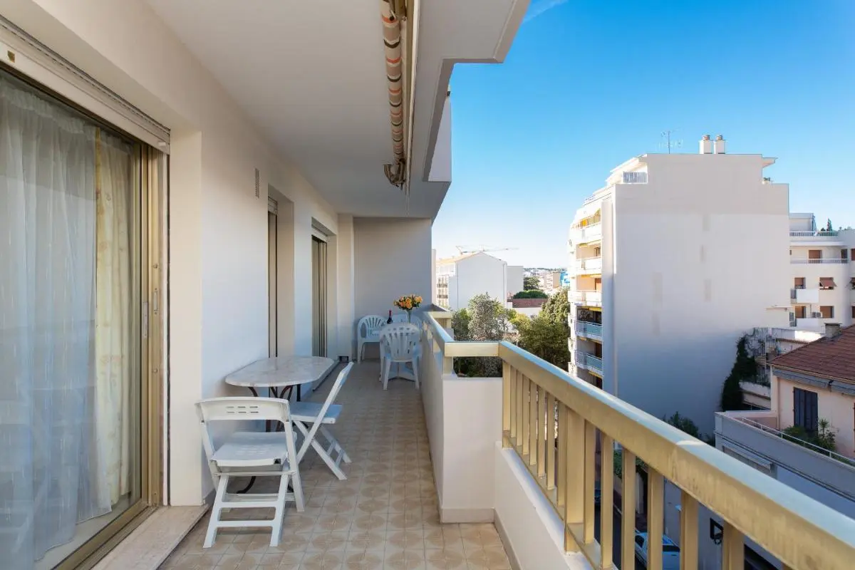 Image 5 of Palais Royal YourHostHelper