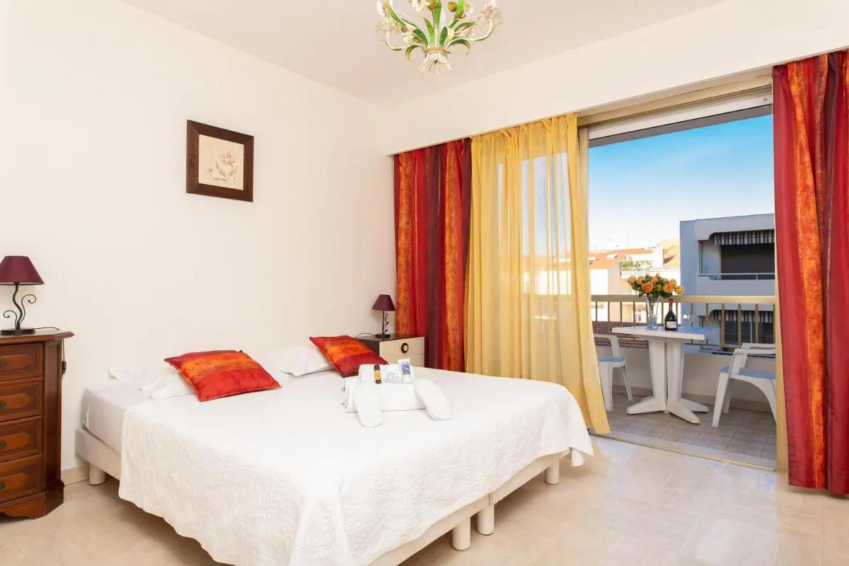 Image 1 of Palais Royal YourHostHelper