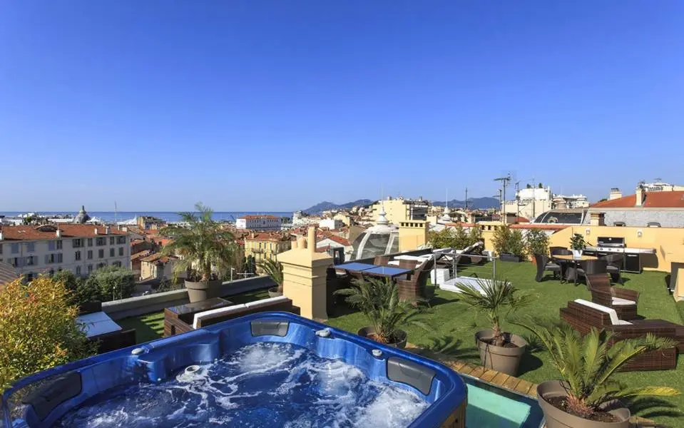 Image of Residence du Louvre – Apartments – Prime location Palais & Croisette – Luxury Stay by LRA Cannes