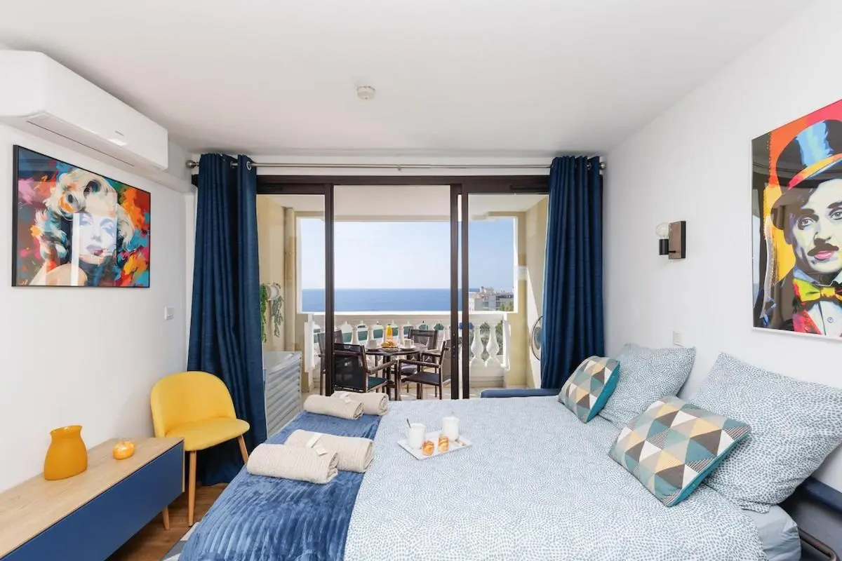 Image 1 of Résidence piscine vue mer parking 4 personnes