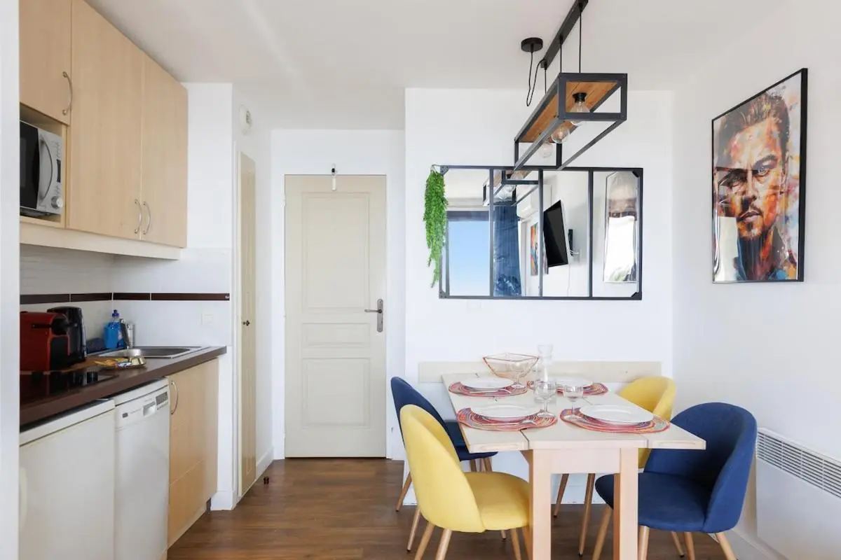 Image 4 of Résidence piscine vue mer parking 4 personnes