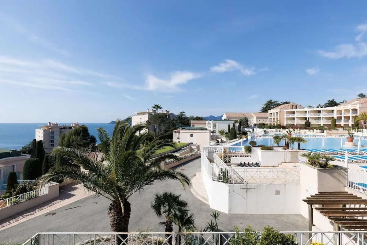 Image 6 of Résidence piscine vue mer parking 4 personnes