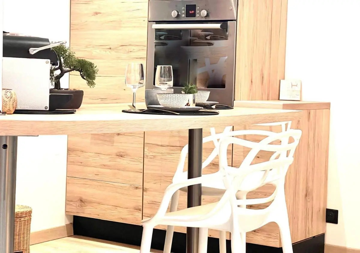 Image 3 of StudioCalifornia-Parking-Plages 15 min walk