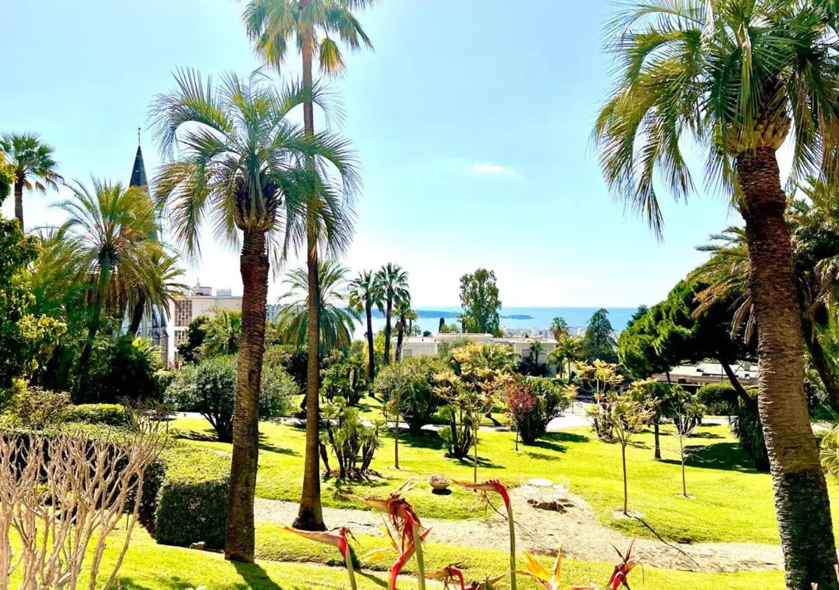 Image 2 of StudioCalifornia-Parking-Plages 15 min walk