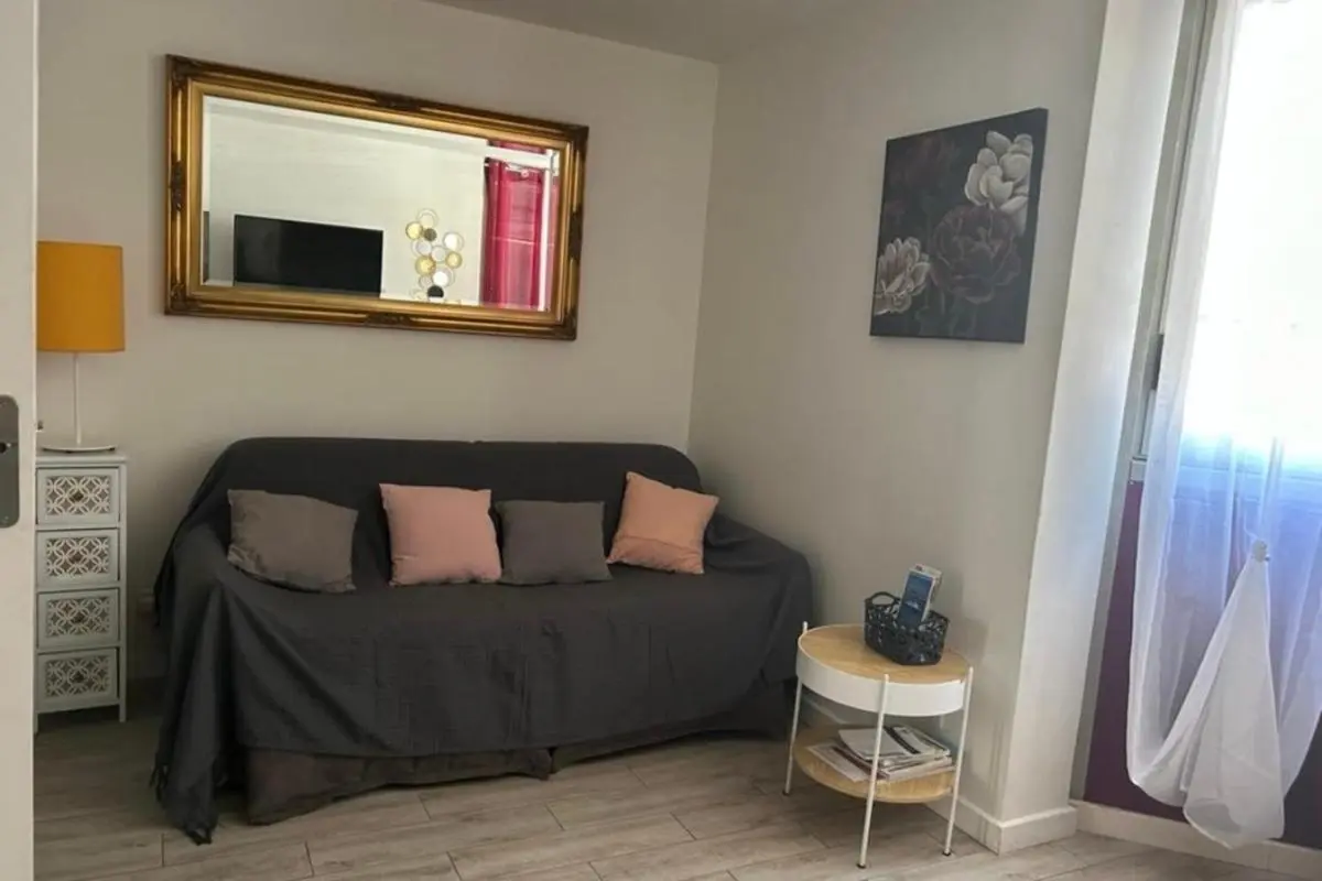 Image 4 of Studio At 200m From Beach Residence With Pool