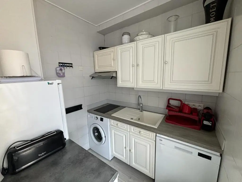 Image 3 of Studio Cannes Carré d’Or