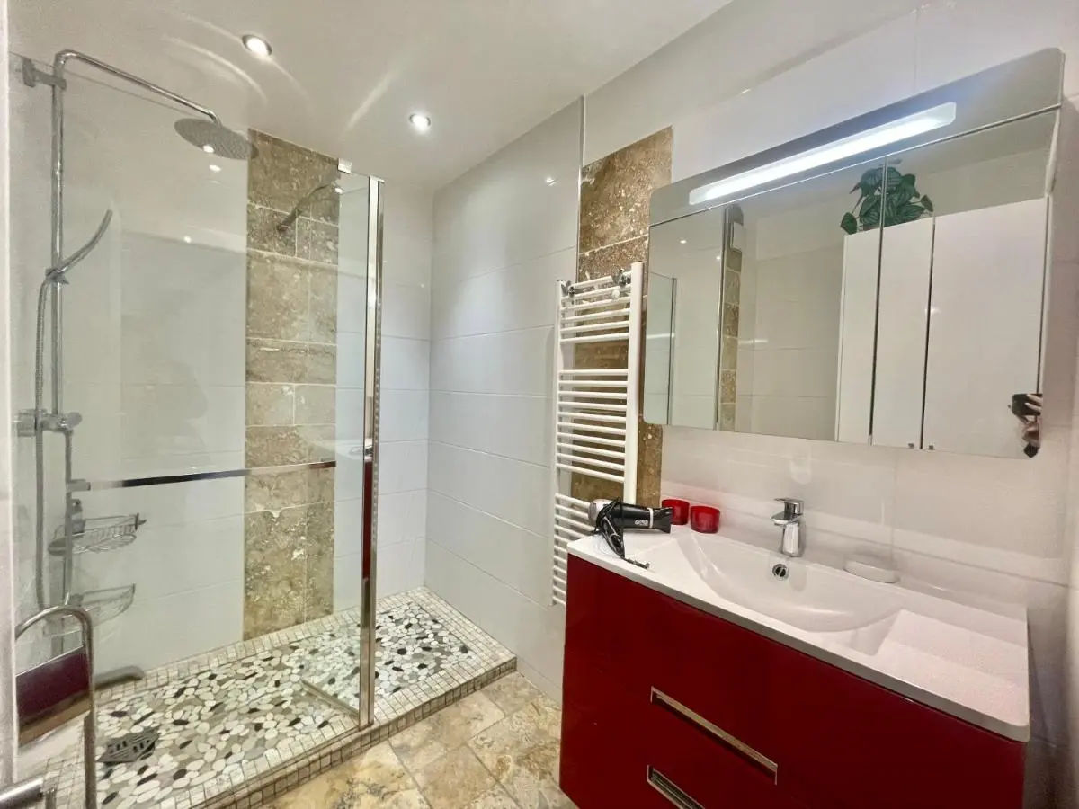 Image 1 of Studio Grand hôtel Croisette, by Welcome to Cannes