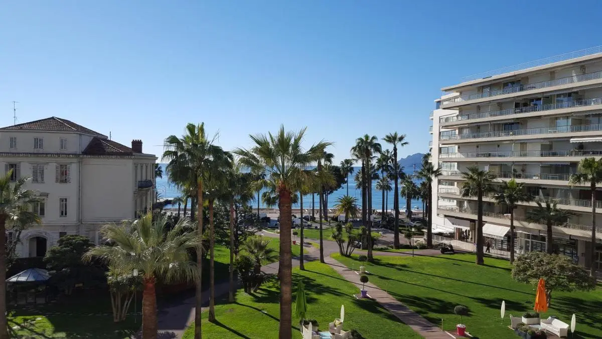 Image 4 of Studio Grand hôtel Croisette, by Welcome to Cannes