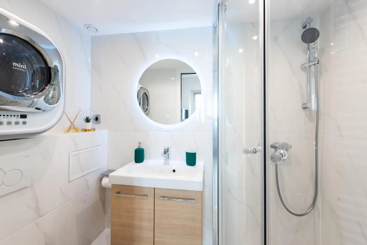 Image 2 of Studio Léa