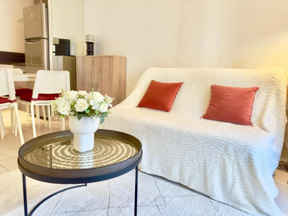 Image 3 of Superbe appartement avec Terrasse 1mn des plages de la Croisette