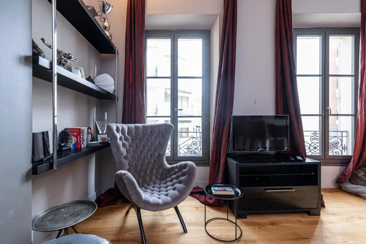 Image 4 of Travel lodge