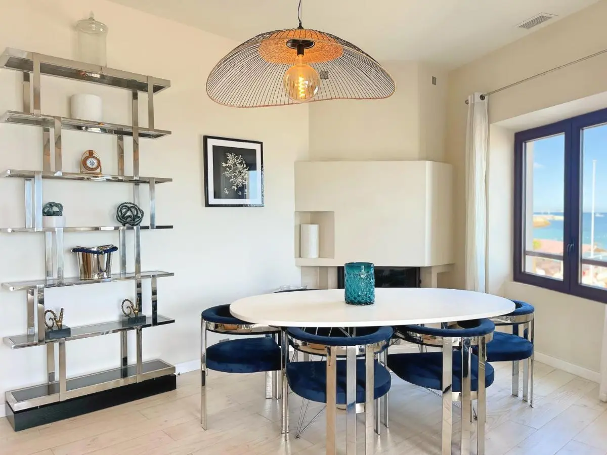 Image 3 of Villa Marsa – Cannes – on beach