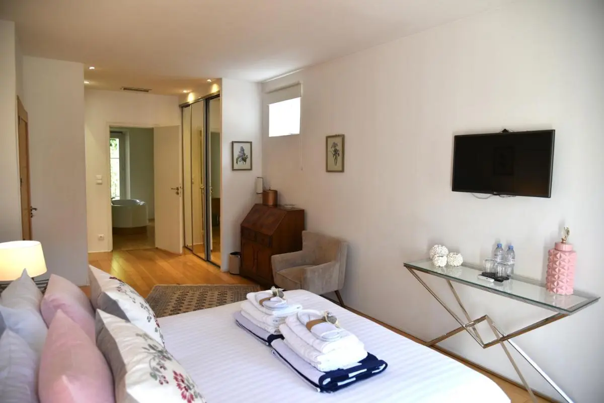 Image 4 of Villa Terra by Festif Azur – House 250m2 Quiet, 5 min walk from Palais des Festivals and Beaches