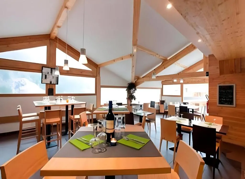 Image 2 of CozyLoge, Orelle & Les 3 vallées