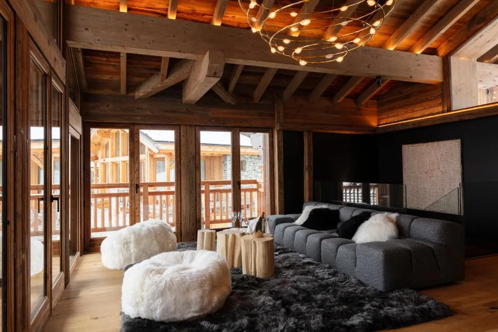 Image 1 of M Lodge & Spa