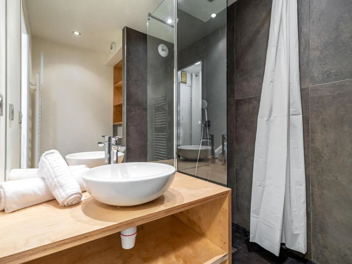 Image 2 of Studio Home Club-9 by Interhome