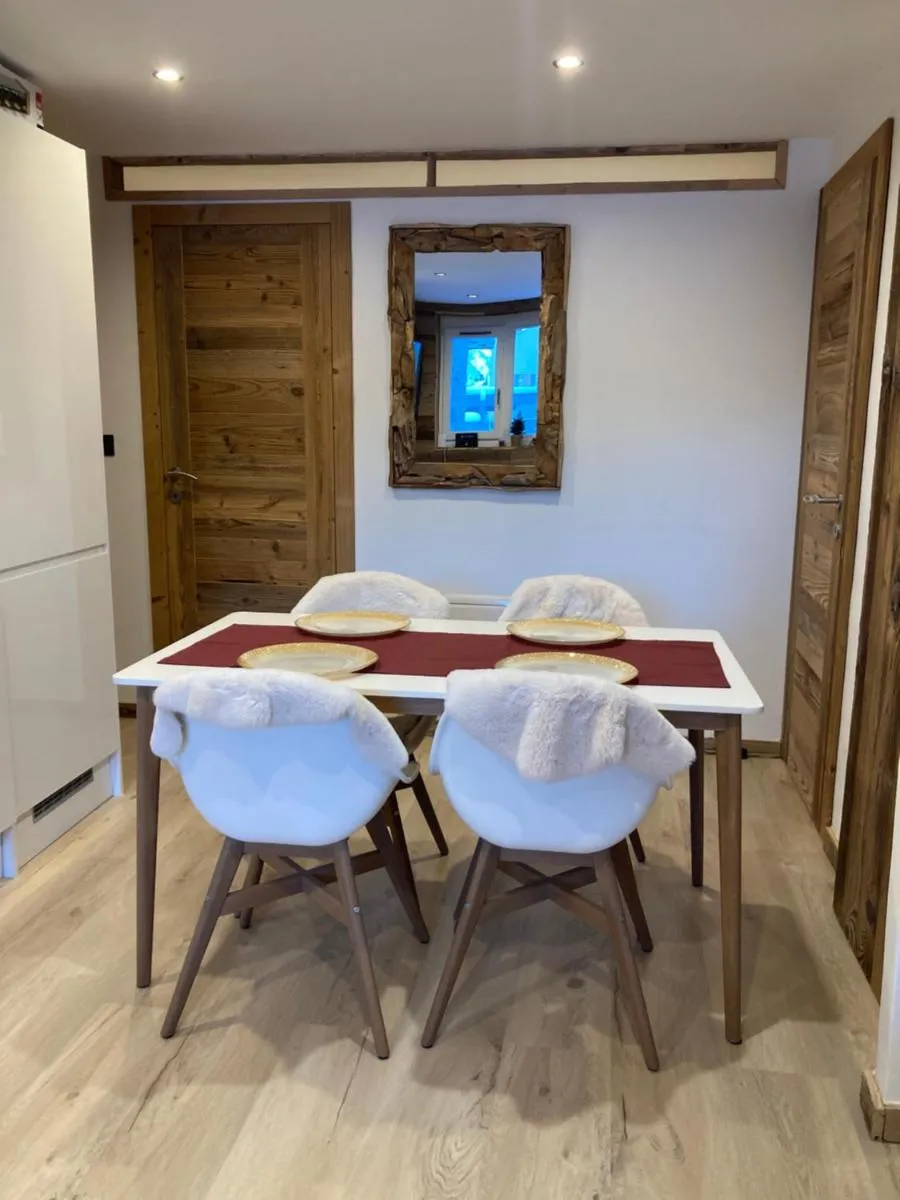 Image 6 of 1650 Moriond – 2 Double Bedroom near Snow Front