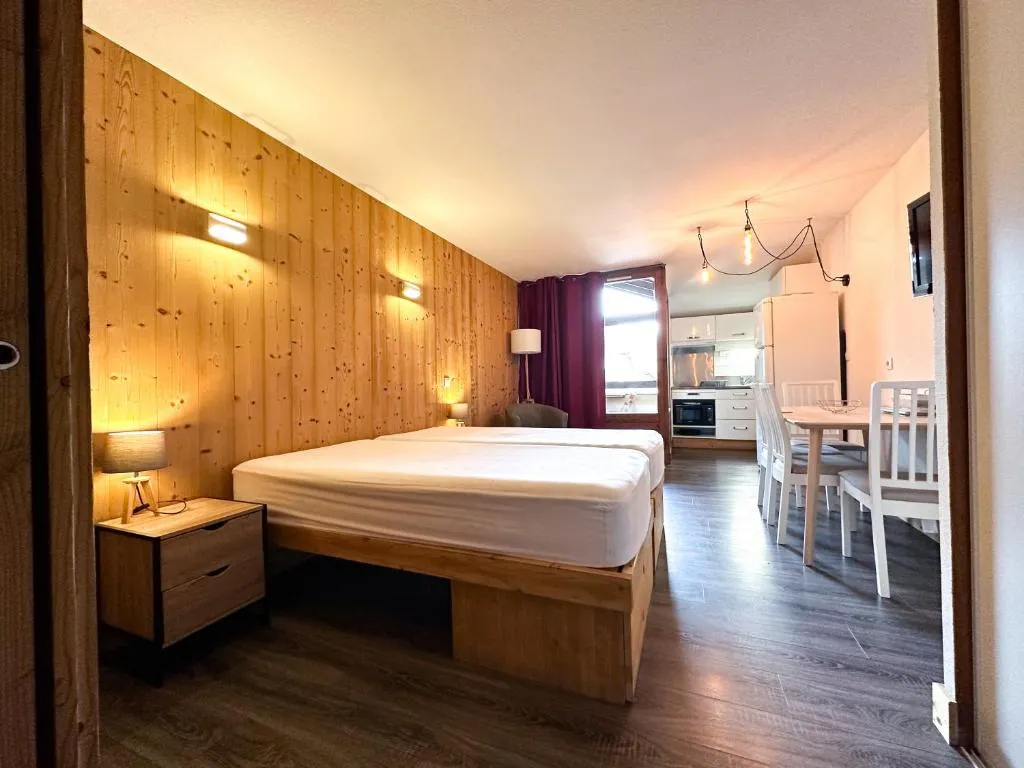 Image of 2- Studio Brides-les-bains tout confort avec vue Vanoise