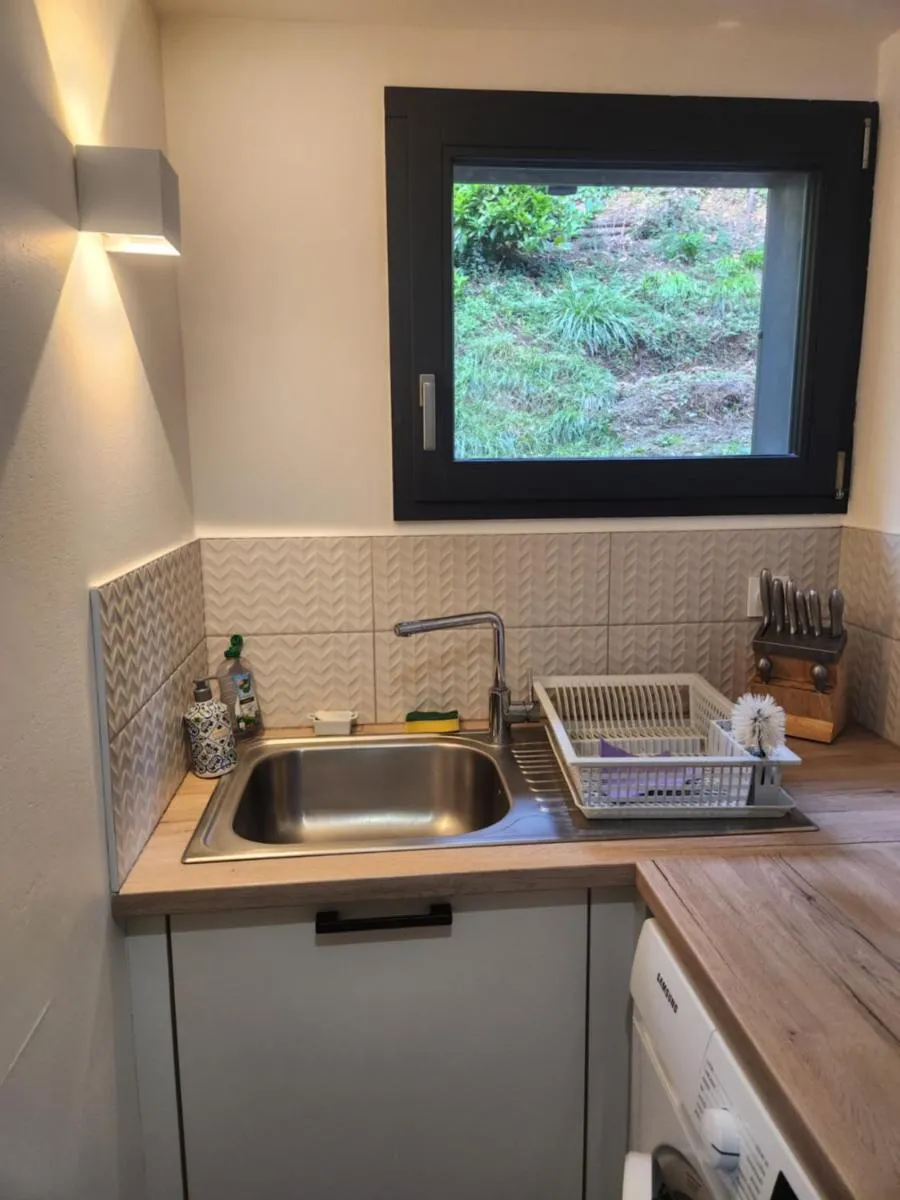 Image 5 of Agréable appartement rénové situé dans les hauteurs de Brides