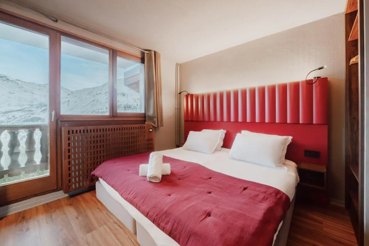 Image 2 of Alpeen Hotel