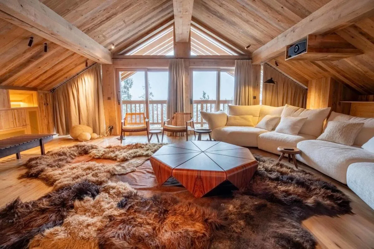 Image 2 of Antarès URSA 501 – Amazing duplex penthouse ski inout in Méribel