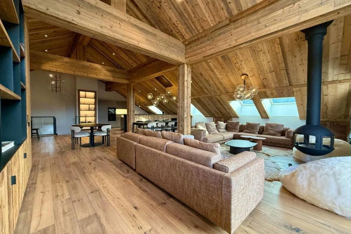 Image 2 of Antarès URSA 601 – Amazing duplex penthouse ski inout in Méribel
