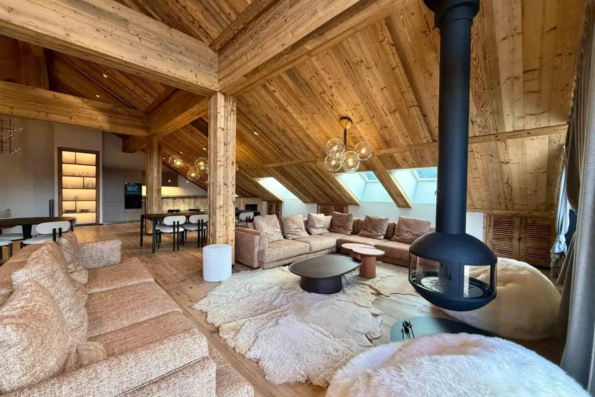 Image 1 of Antarès URSA 601 – Amazing duplex penthouse ski inout in Méribel
