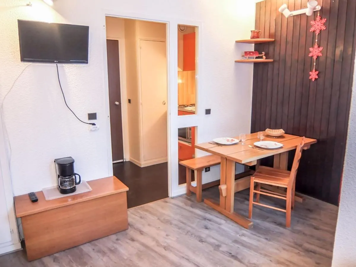 Image 1 of Apartment Armoise 51 by Interhome