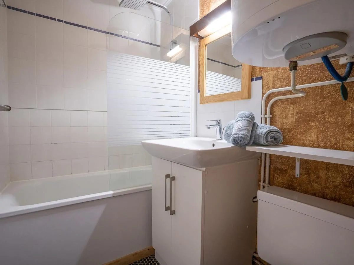 Image 3 of Apartment Asters 1215 Bâtiment B4 by Interhome