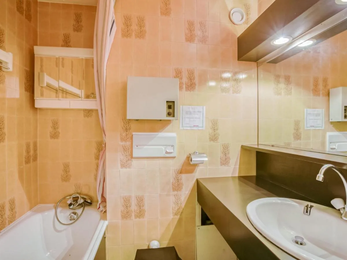 Image 6 of Apartment Le Borsat – Val Claret-15 by Interhome
