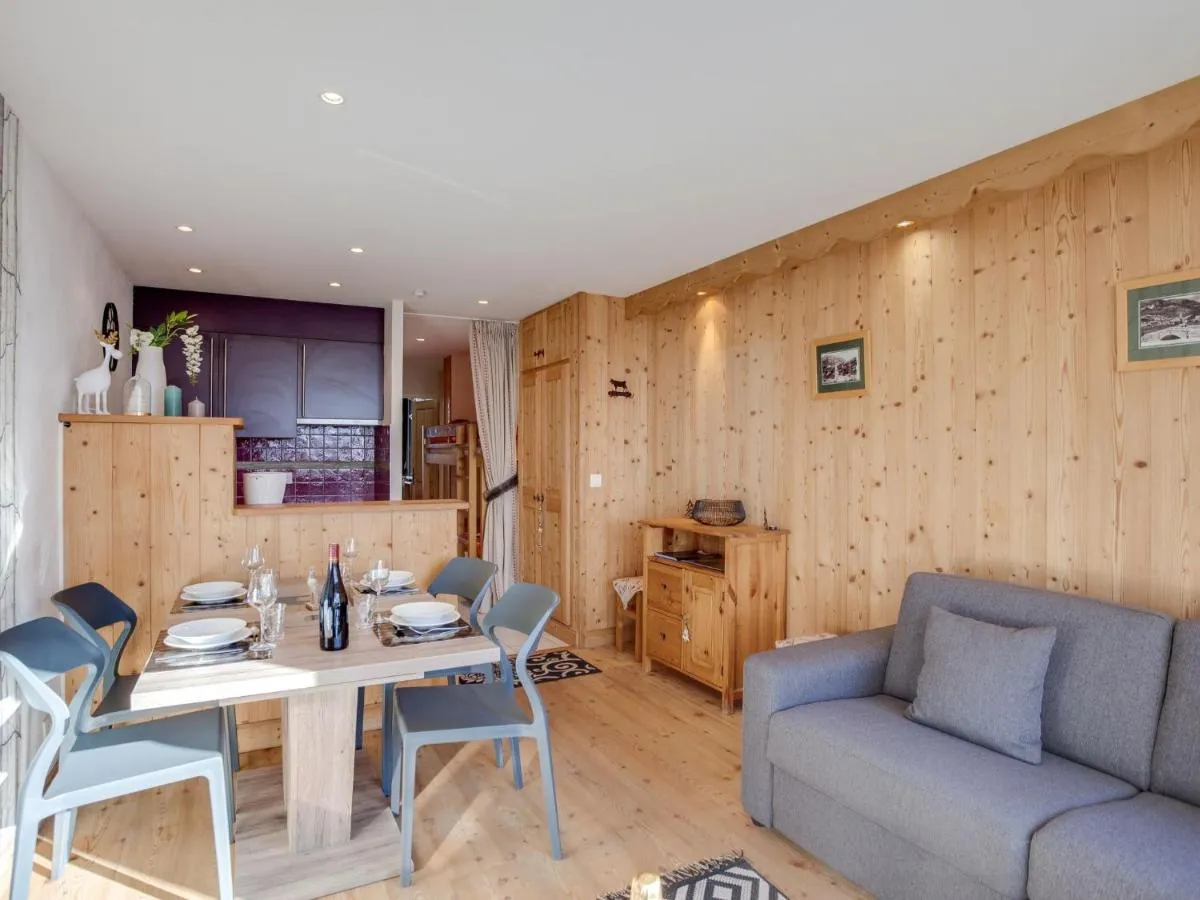 Image 1 of Apartment Le Curling A – Val Claret-12 by Interhome