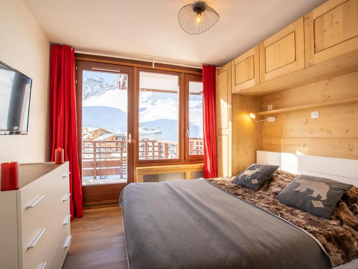 Image 3 of Apartment Le Curling B – Val Claret-33 by Interhome