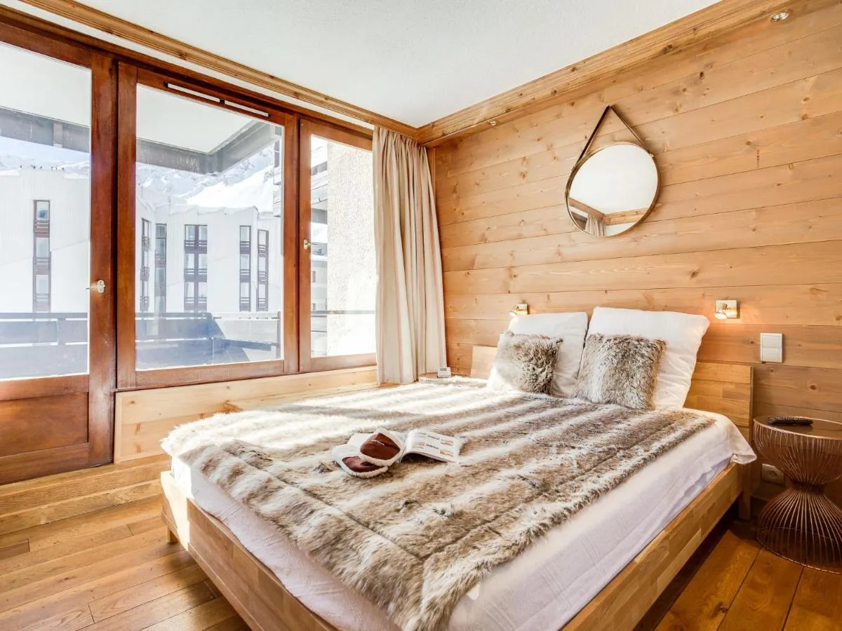 Image 2 of Apartment Le Prariond – Val Claret-10 by Interhome