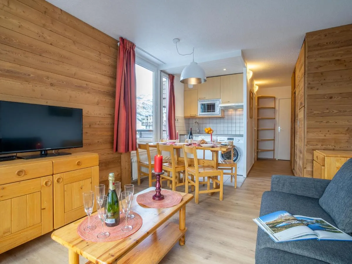 Image 5 of Apartment Le Prariond – Val Claret-11 by Interhome