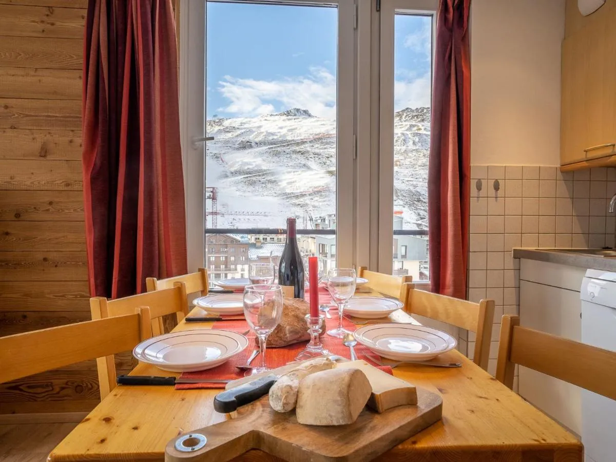 Image 3 of Apartment Le Prariond – Val Claret-11 by Interhome