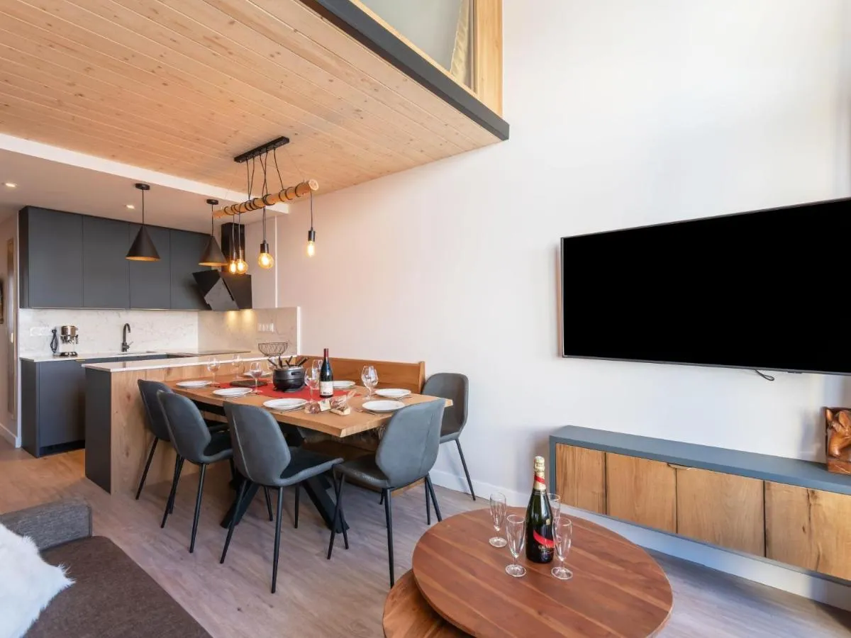 Image 5 of Apartment Les Hauts du Val Claret – Val Claret-23 by Interhome